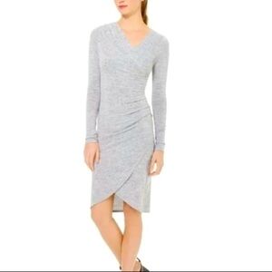 Aritzia Wilfred Free Klum Dress in Gray Size Small
